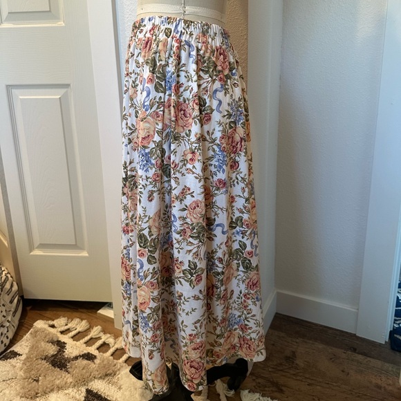 SOLD - Picture 3 of 7